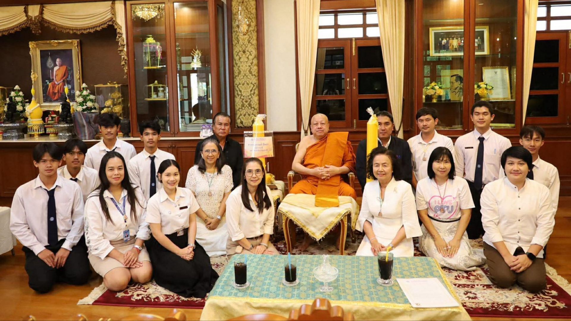 มหาวิทยาลัยปทุมธานี จัดพิธีหล่อเทียนพรรษาและถวายเทียนพรรษา เพื่อเป็นการสืบสานและทำนุบำรุงพระพุทธศาสนา